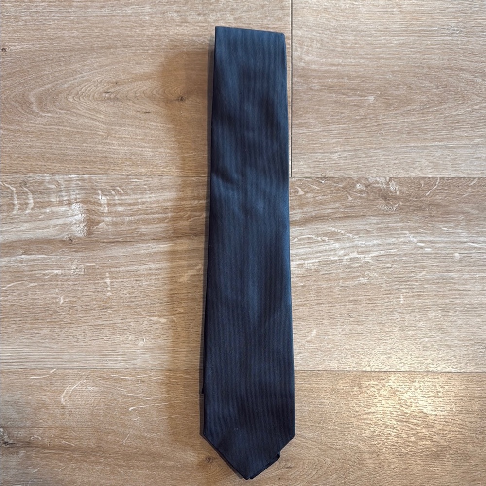 Classic Black Men's Gucci Tie